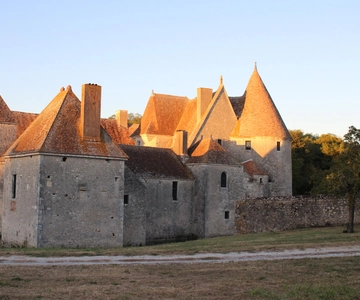 Loiretal; Gastronomische Tour; Mittelalterliches Schloss