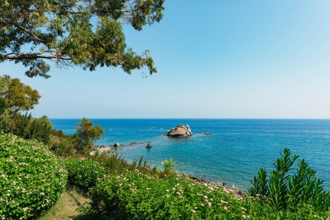 Z Pafos: główne atrakcja Akamas i Błękitna Laguna