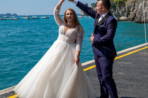 Positano: professionell &quot;Trash the dress&quot;-fotografering