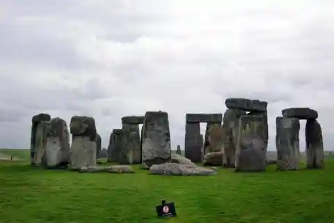 Privat tillgång till Stonehenge & Windsor Open Top Busstur
