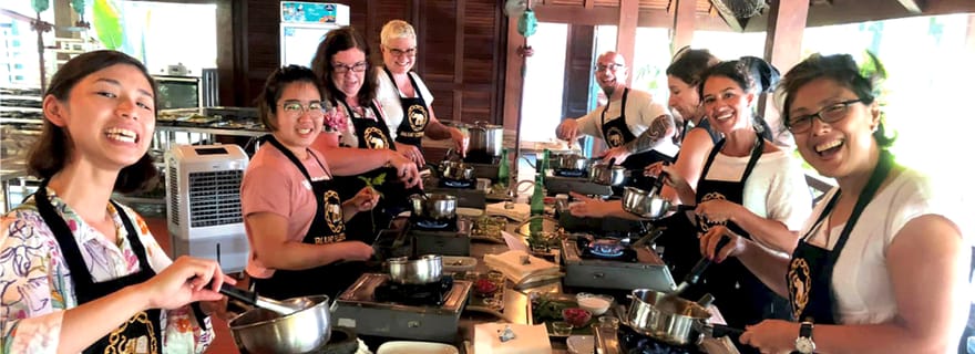 Phuket - Cours de cuisine thaïlandaise de l'Eléphant Bleu avec visite du marché