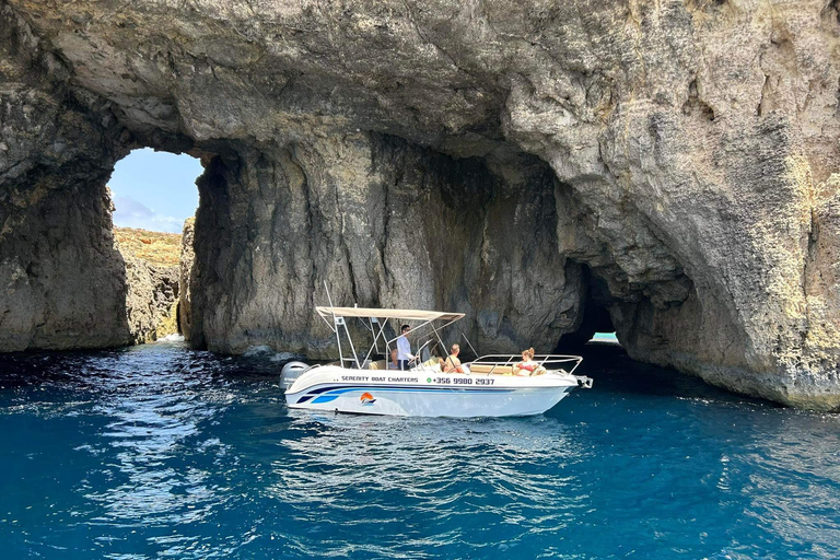 Malta/Gozo:Comino,Crystal/BlueLagoon&amp;Cuevas Excursión privada en barco