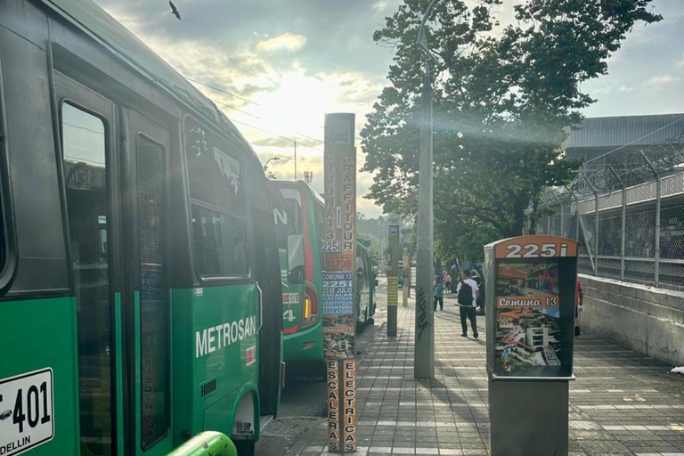 Comuna 13 Narrated by its Leaders