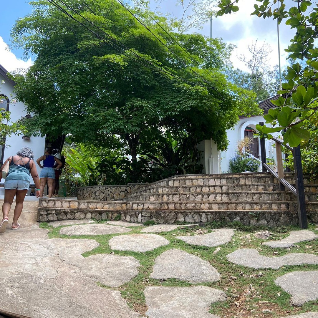 Colagem de mídia