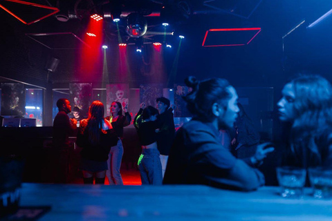 Berlin: alternatywna wycieczka po pubach, barach, rytmach i historiach znanych tylko wtajemniczonymBerlin: alternatywna wycieczka po pubach, barach, klubach muzycznych i ciekawostk