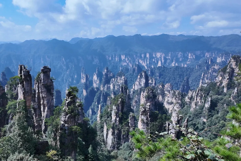 From Shanghai: 4D3N Zhangjiajie Tour with Guide