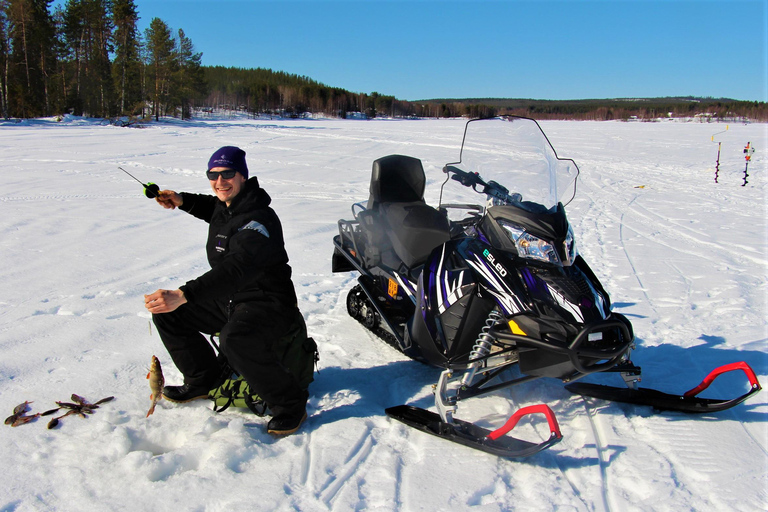 Rovaniemi: Ice Fishing Experience with Barbecue