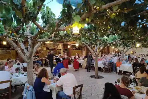 Rethymno: serata cretese con cena e musica dal vivo