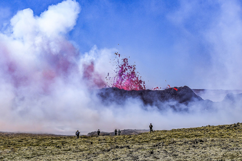 Reikiavik: caminata guiada de medio día por el volcán FagradalsfjallTour con recogida en la parada de autobús 12