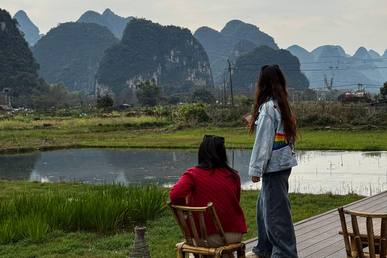 Yangshuo: Private travel with Bamboo Raft Ride & Show
