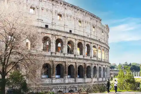 Coliseo y Foro con audioguía - Arena opcional
