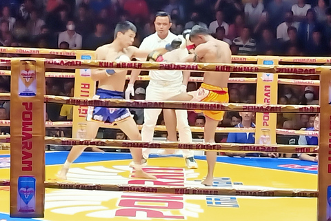 Regardez la boxe traditionnelle khmère en direct à Phnom Penh