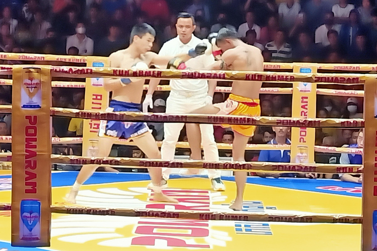 Guarda la boxe tradizionale Khmer in diretta a Phnom Penh