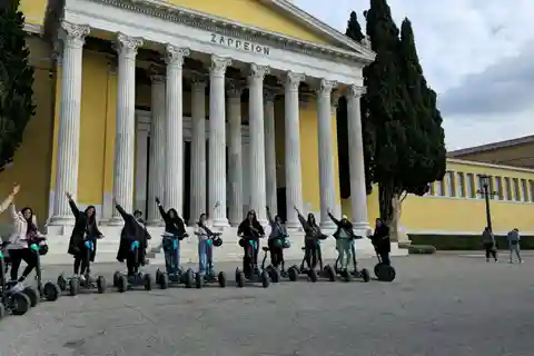 Modern Vibes of Athens Tour