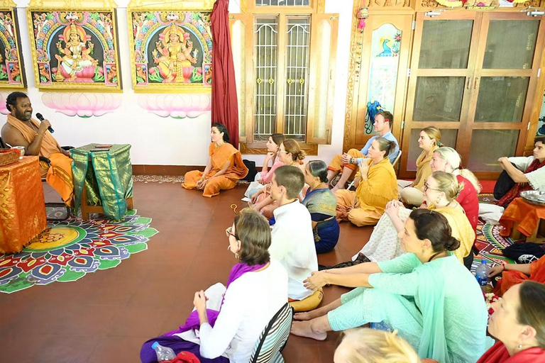 Vellore Golden Temple & Fort Trip from Bengaluru