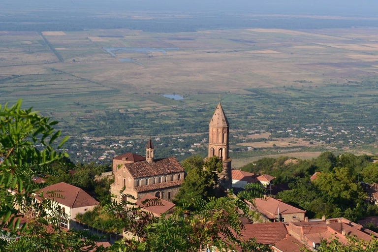 Tbilisi: Georgia & Armenia 6-Day Guided Tour