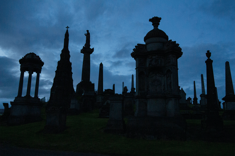 Glasgow: Tour guidato a piedi di Ghouls, Ghosts &amp; Gruesome Tales (Fantasmi, fantasmi e storie raccapriccianti)