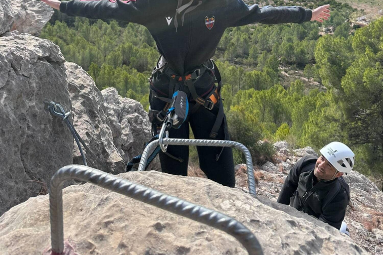 Marxuquera: La Falconera Via FerrataMarxuquera: Falconera Via Ferrata