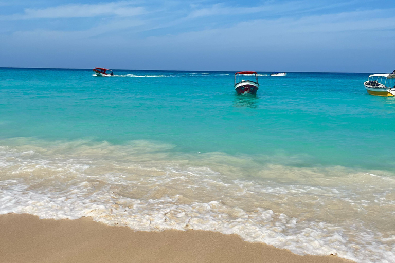 Cartagena: 5 destinations around the Rosario Islands