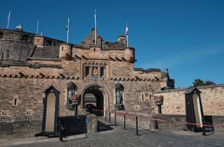 Edinburgh: Führung durch das Schloss & Ticket für den Holyrood Palace
