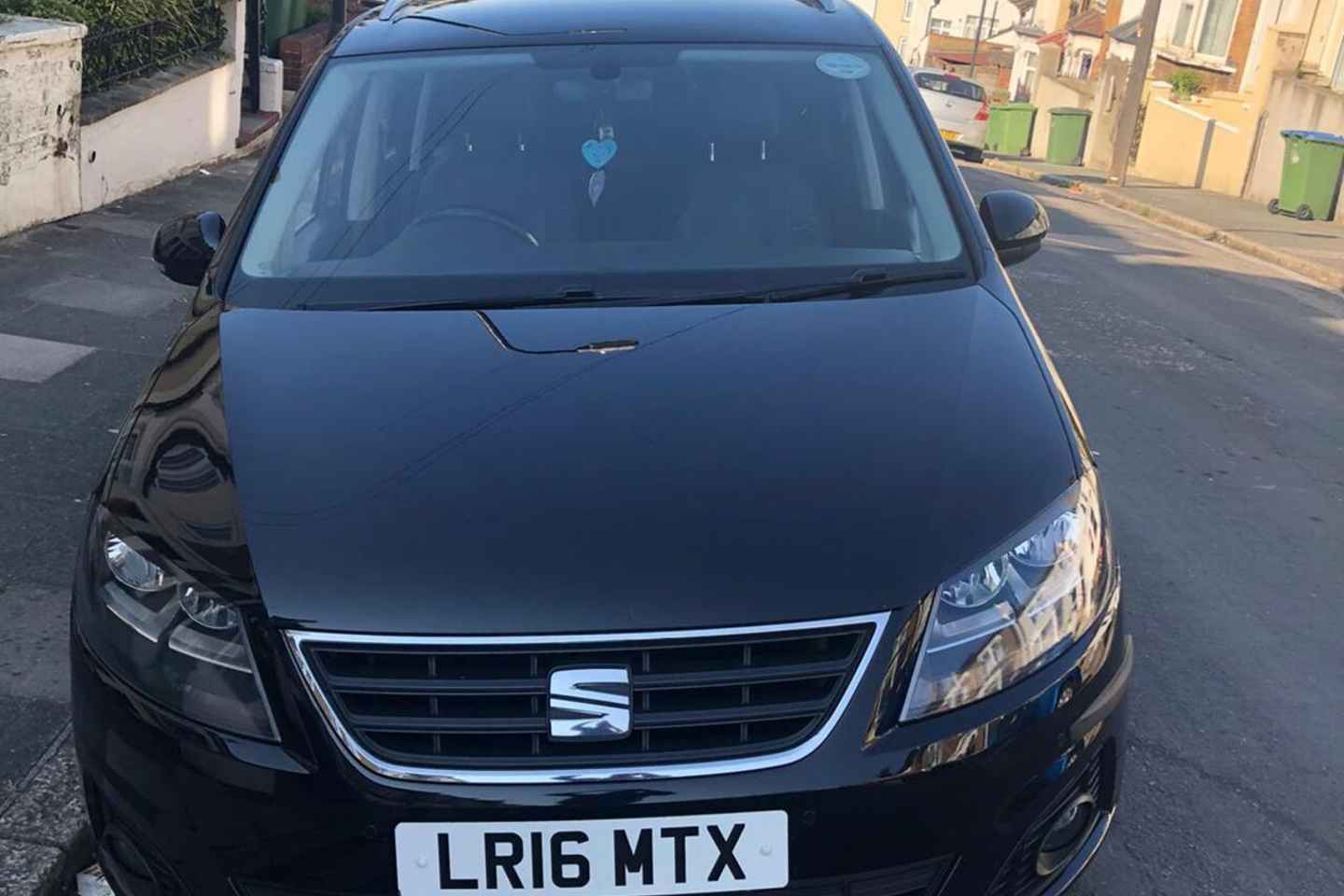 Einfache Taxiüberführung vom Flughafen Gatwick zur Londoner Innenstadt