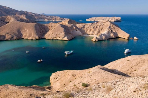 Muscat: Bandar Khairan Boat Trip with Snorkeling and Snacks