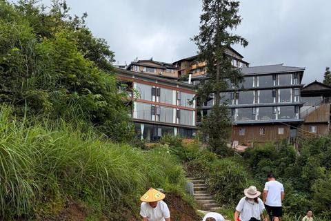 Longji Farm Life Experience: Terraces & Hands-On Heritage Gruppo di servizio di guida italiana