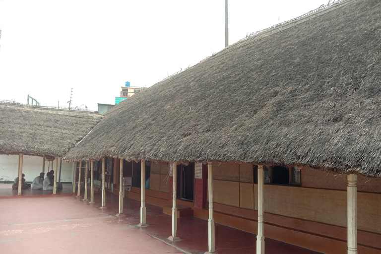 From Kolkata: Bishnupur & Mayapur 4-Day Guided Tour