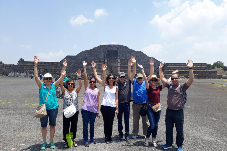 Teotihuacan &amp; Basiliek van Guadalupe: privétour met lunch