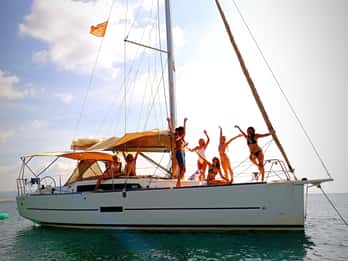 Alghero: Daily Sailing Experience with lunch onboard