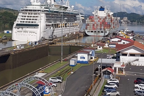 Zwischenstopp im Panama Canal Visitor Center und StadtrundfahrtLayover-Stadtrundfahrt und Panamakanal-Besucherzentrum