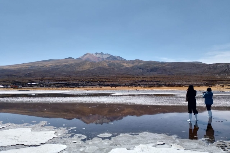 Vanuit La Paz: tweedaagse Uyuni-tour per vlucht