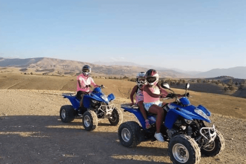 Dîner et balade en quad dans le désert d'Agafay, balade à dos de chameau