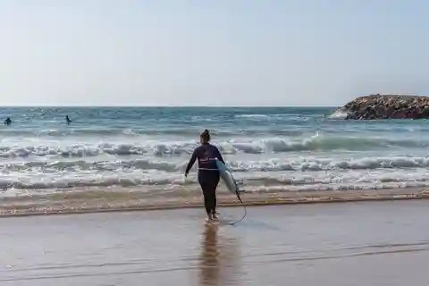 1 journée de cours de surf