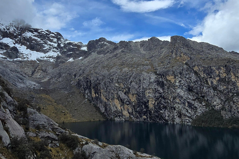 Huaraz: Laguna Churup Guided Hike