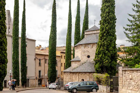 Girona: Walking Tour of Secrets, Stories, and Vantage Points