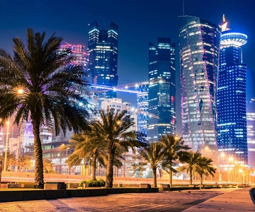 Doha: Night City Tour to Souq Waqif, Katara, and Pearl-Qatar