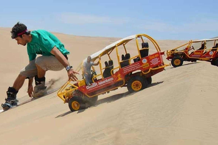 Ica : Planche à sable et buggy dans l&#039;oasis de Huacachina