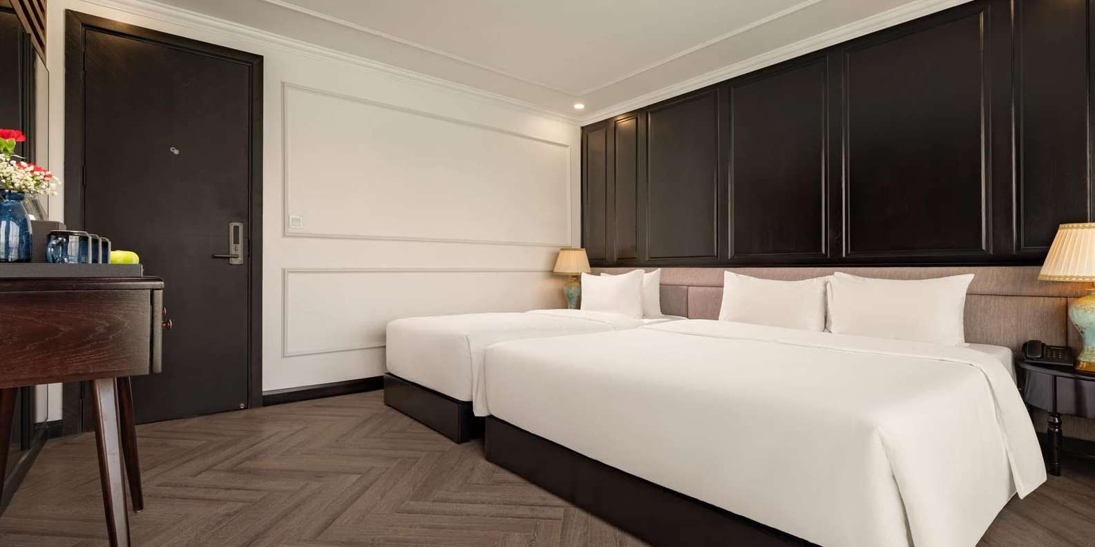 Halong Bay cruise — photo 68