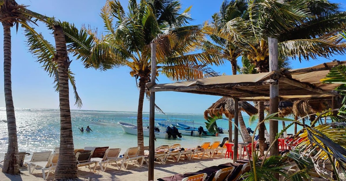 Jaimes at the blue Reef all you can eat and drinks +snorkel GetYourGuide
