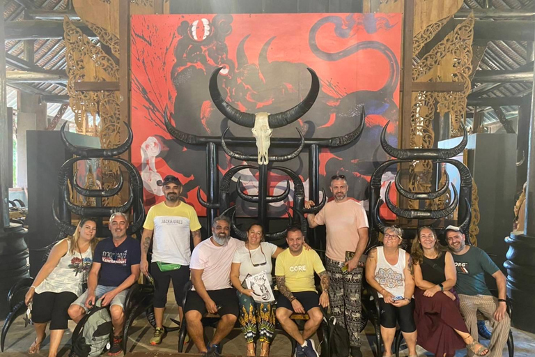 Day tour visit the top attractions in chiang rai