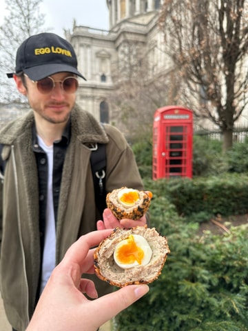 London: Food Treasure Hunt and Walking Tour