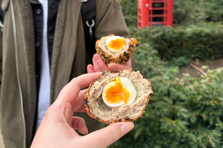 London: Food Treasure Hunt and Walking Tour