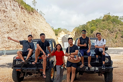Yogyakarta: spiaggia di Timang, grotta di Pindul e tour con droniYogyakarta: spiaggia di Timang, grotta di Pindul e tour con drone