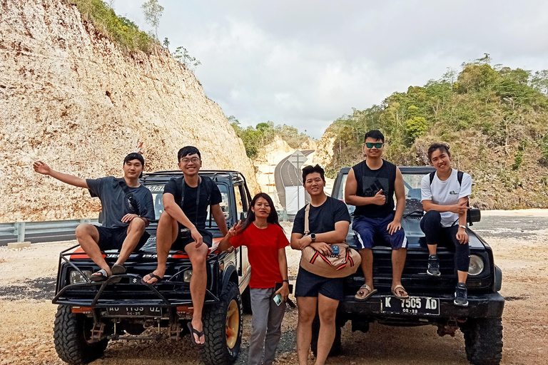 Yogyakarta: spiaggia di Timang, grotta di Pindul e tour con droniYogyakarta: spiaggia di Timang, grotta di Pindul e tour con drone