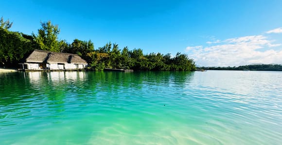 Mauritius: 5 Islands Private Speedboat Tour with BBQ
