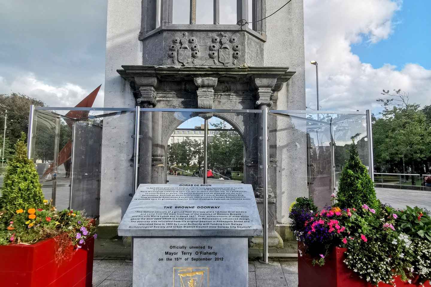 Galway: Famous People, Theatre and Literature Walking Tour.