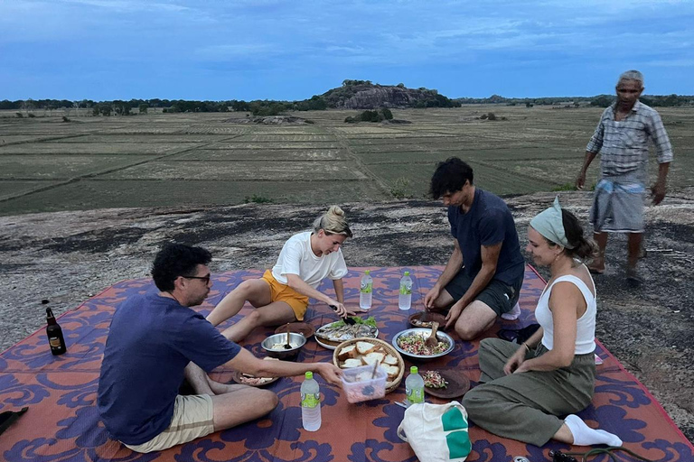 Arugam Bay: Jungle BBQ Experience with Hotel Pickup