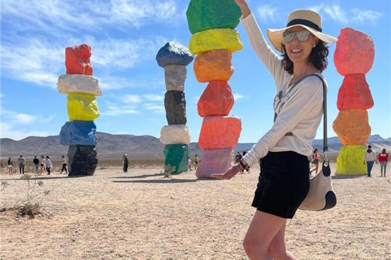Las Vegas: 7 Magic Mountains Tour with Lunch