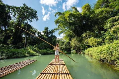 Jamaica: Rafting en Martha Brae y Excursión a la Laguna LuminosaDesde Ocho Ríos